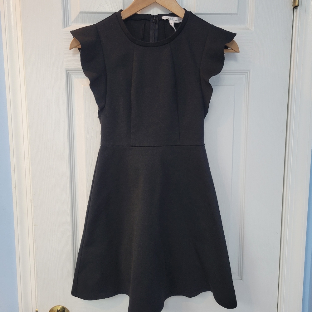 BCBGeneration Dress Black Flutter Sleeve Mini Flared Size 0 EUC